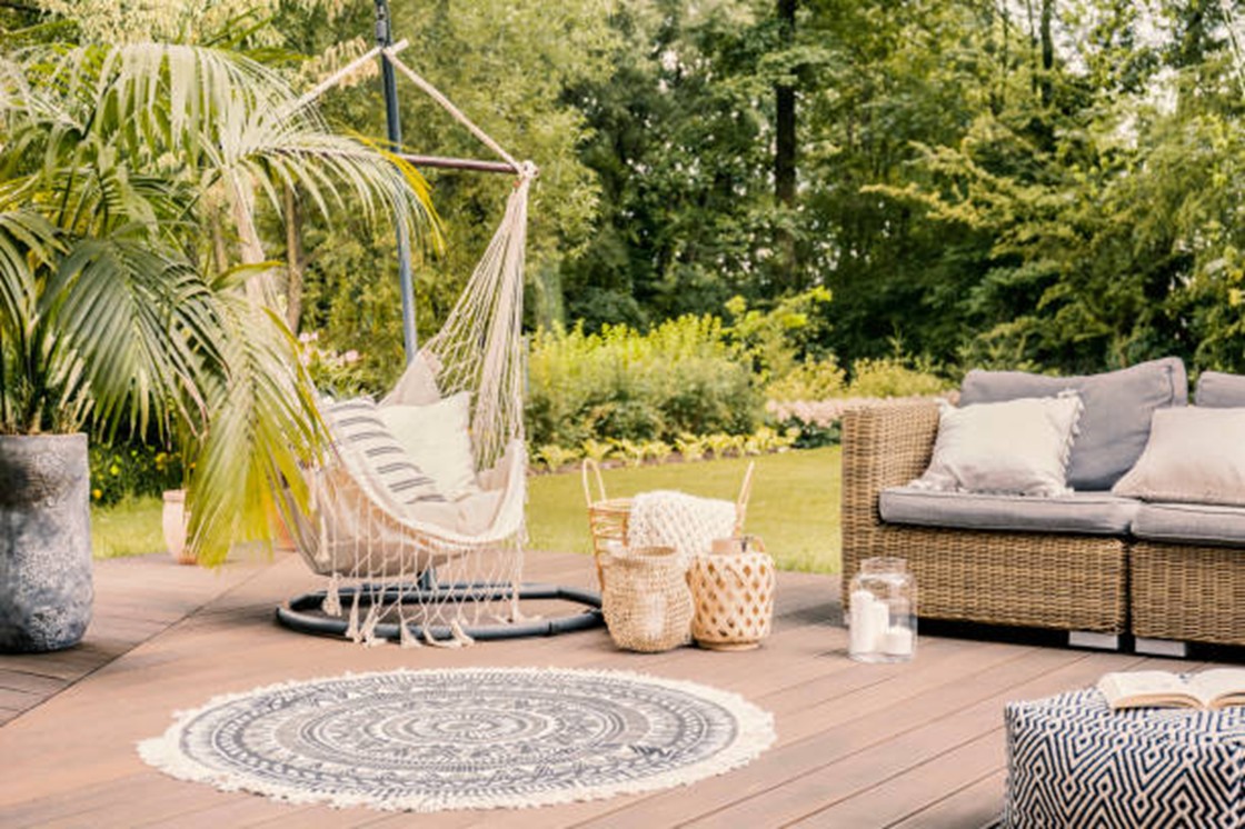 How to decorate your camping pitch: practical and charming ideas